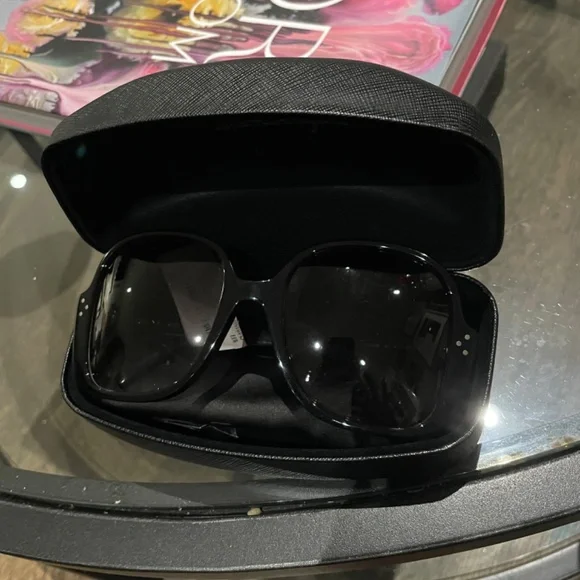 Nwt Celine blk sunglasses